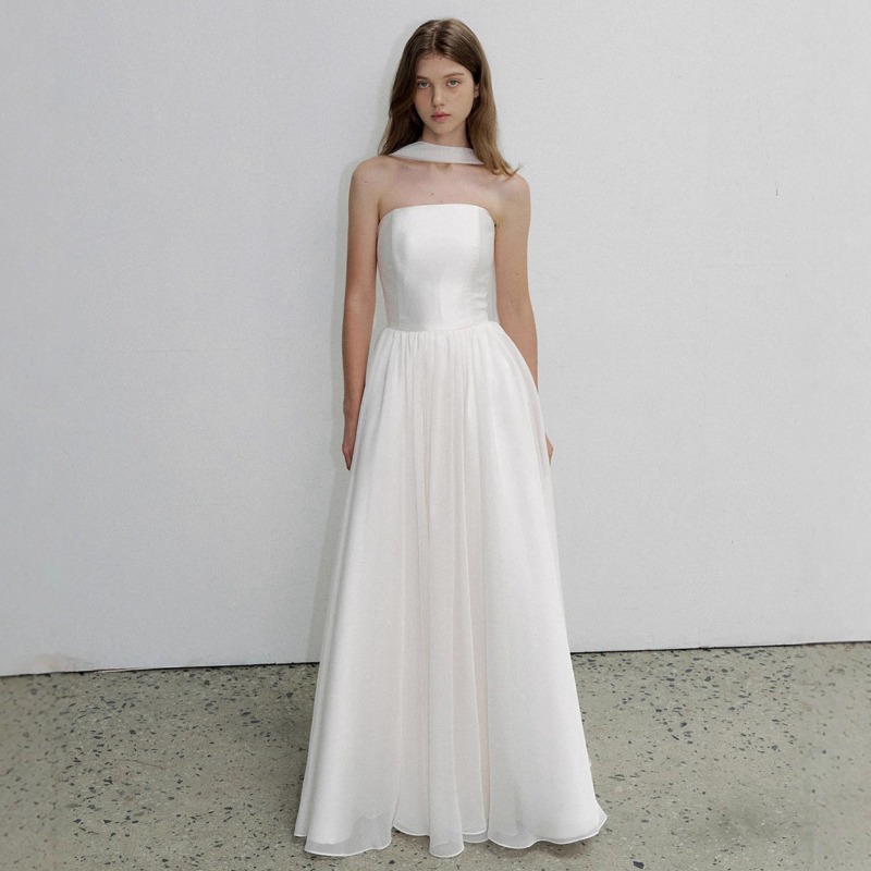 Minimally Designed Strapless W - Photography Natural Lighting Basics avaliação e preço