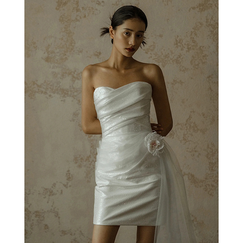 Skincare Light Wedding Dress 2 - Photography Natural Lighting Basics avaliação e preço