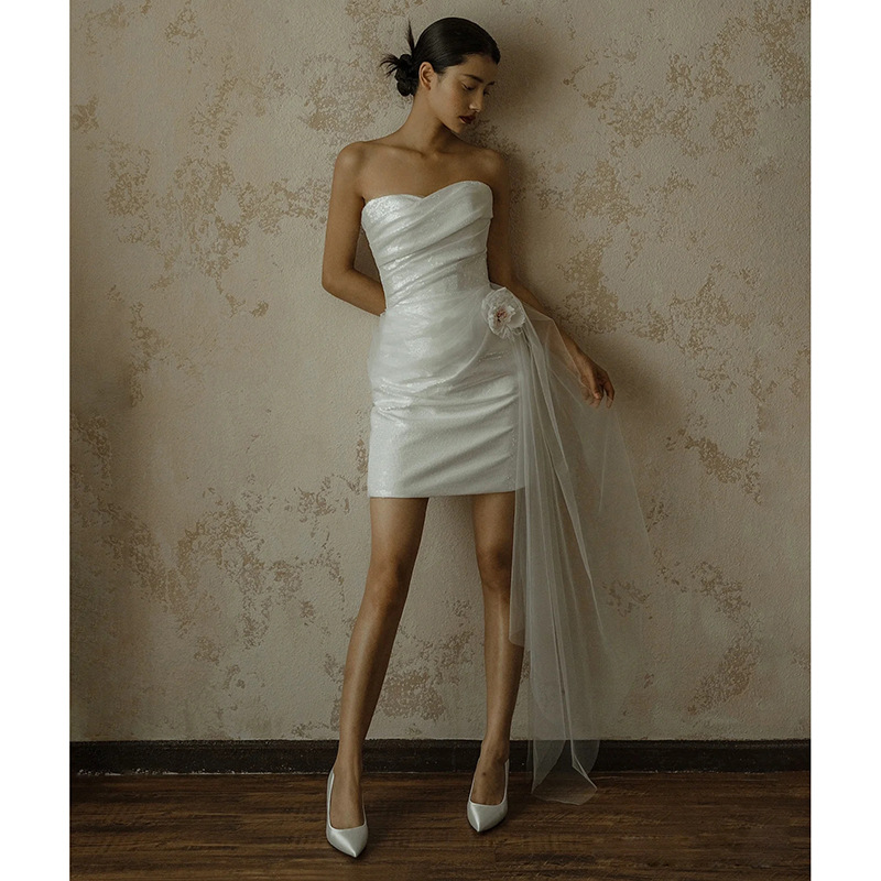 Skincare Light Wedding Dress 2 - Photography Natural Lighting Basics avaliação e preço