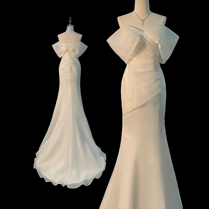 One Shoulder Satin Light Weddi - Photography Natural Lighting Basics avaliação e preço